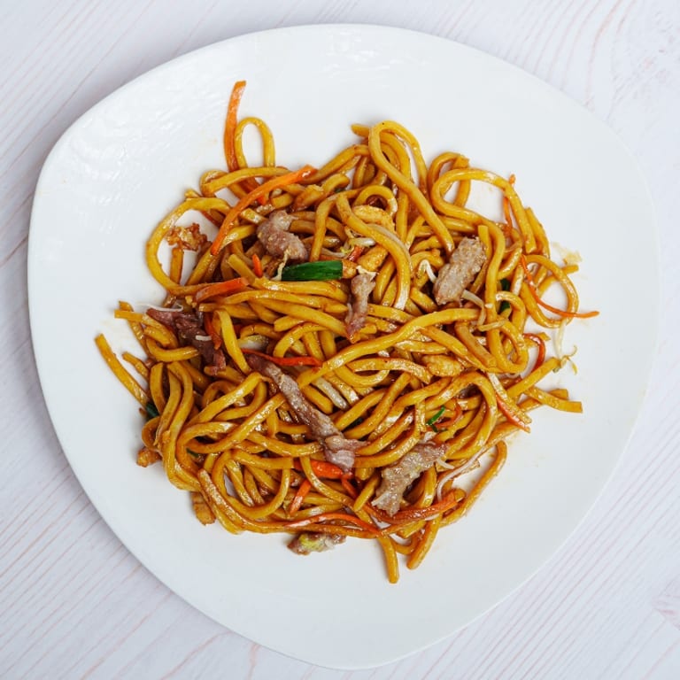Delicious Lo Mein and Noodle Dishes